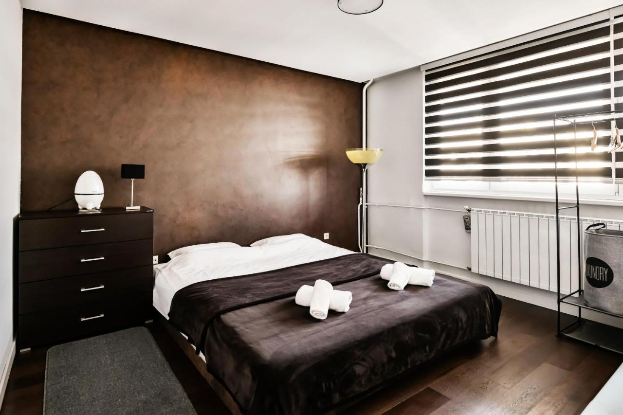 2 Bedroom Penthouse In City Center, Free Parking Saraievo Exterior foto